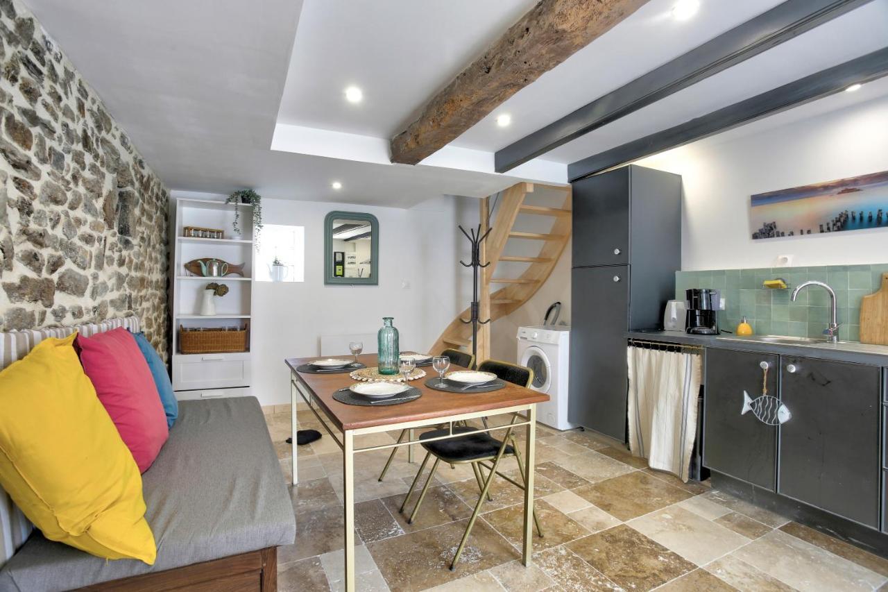 La Quinardais - Charmante Maison Avec Terrasse Saint-Samson-sur-Rance Kültér fotó